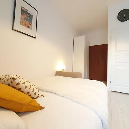 Amber 79 Iii Apartment *